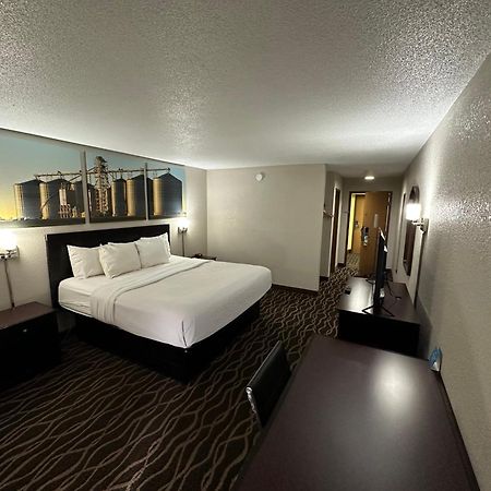 Days Inn & Suites By Wyndham Casey Zewnętrze zdjęcie