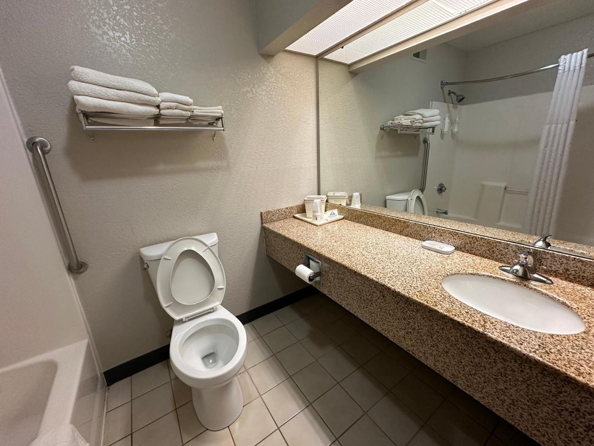 Days Inn & Suites By Wyndham Casey Zewnętrze zdjęcie